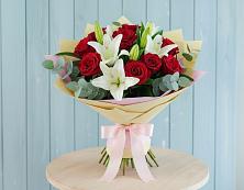 Букет цветов из:  Лилии и Розы #REPLACE_PRED# Спасс