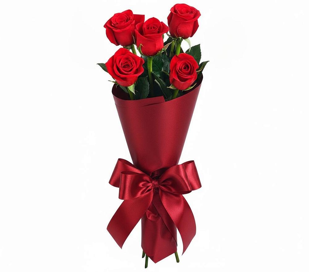 Букет 5 Красных роз Эдлесс Лав в Спасс