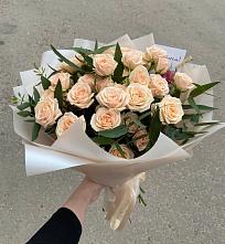 Букет Кремовые розы Латте в Спасс