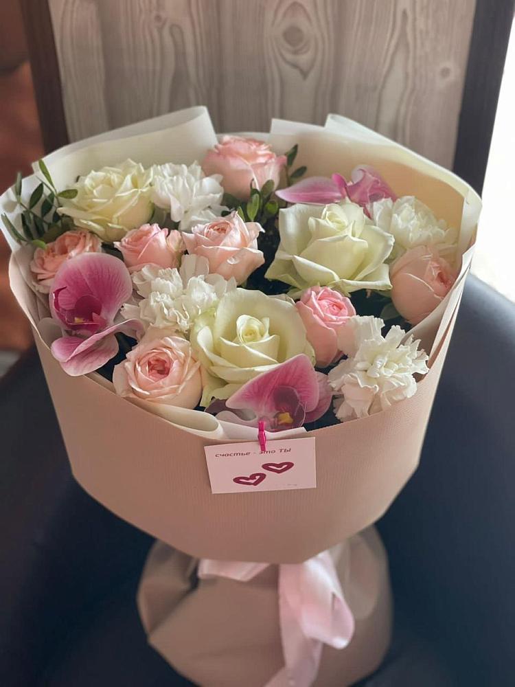 Букет цветов из: Орхидеи, Розы и Гвоздики в Спасс