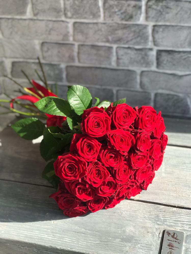 Букет Красные розы Фридом в Спасс