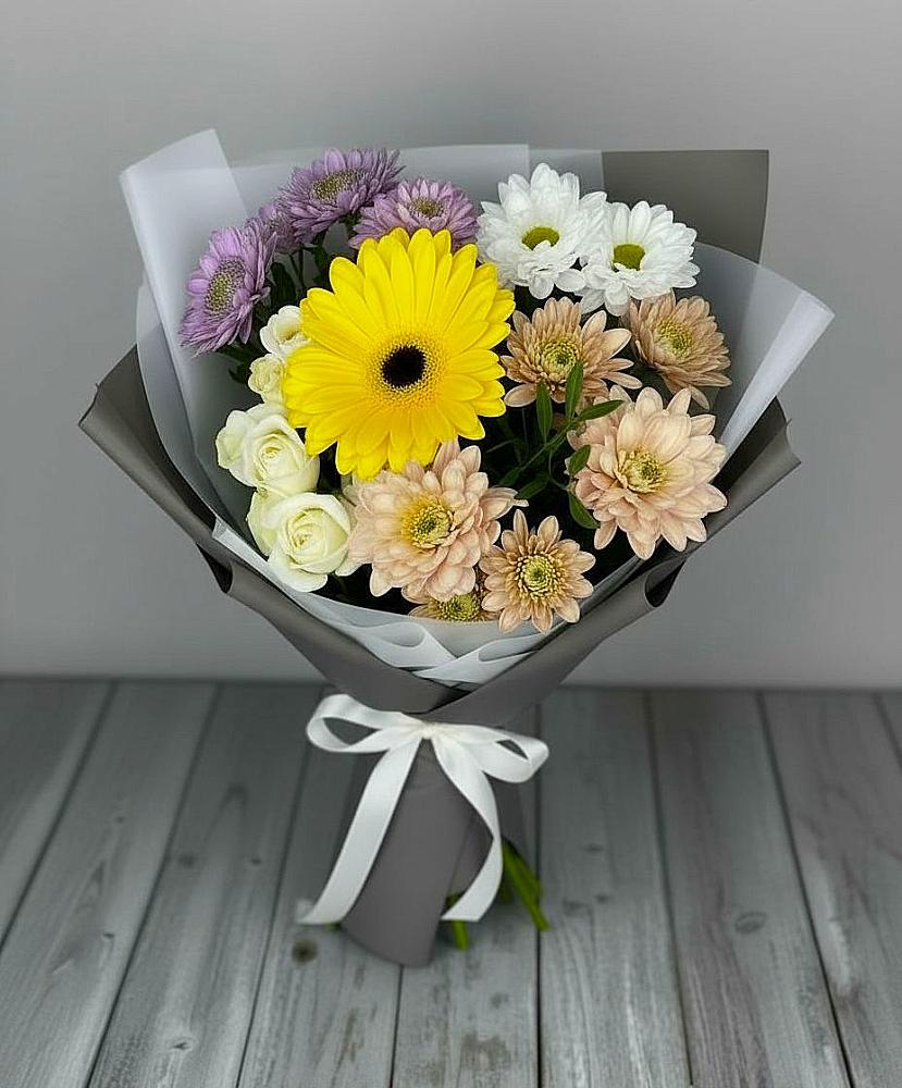 Букет цветов из: Розы, Герберы и Хризантемы в Спасс