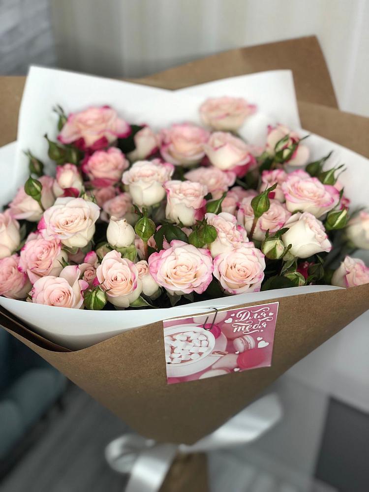 Букет цветов из: Розы в Спасс