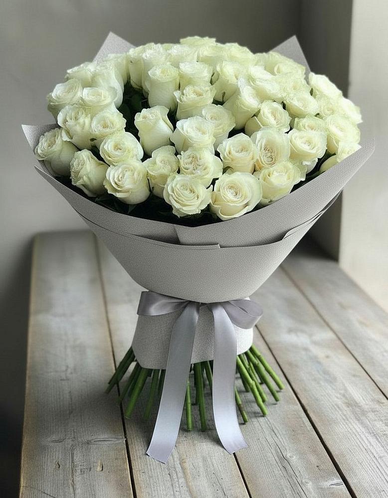 Букет 35 Белых роз в Спасс