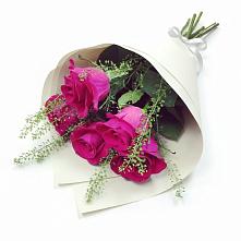 Букет цветов из:  Розы в Спасс