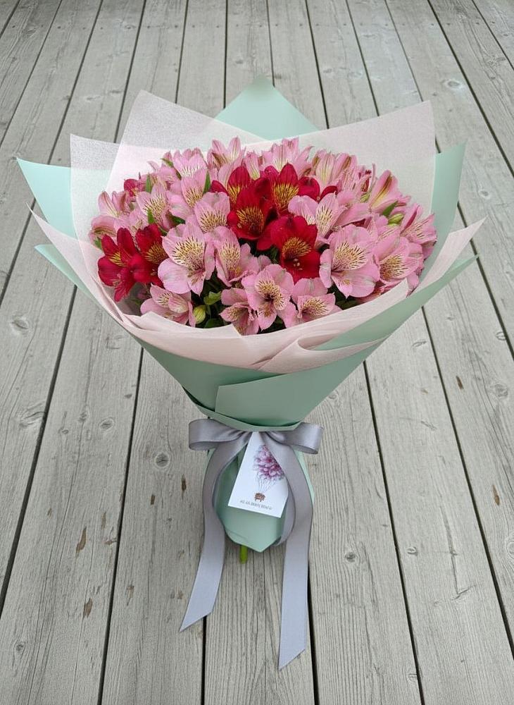 Букет цветов из: Альстромерии в Спасс