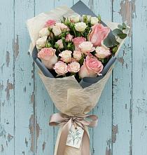 Букет цветов из:  Розы в Спасс