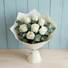 Букет Белые розы в Эвкалипте в Спасс