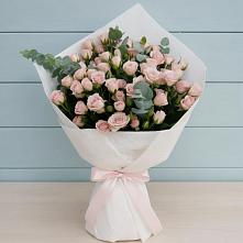 Букет цветов из:  Розы #REPLACE_PRED# Спасс