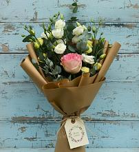 Букет цветов из:  Розы и Лизиантусы в Спасс