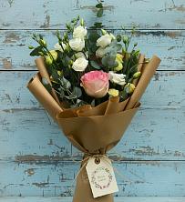 Букет цветов из:  Розы и Лизиантусы в Спасс