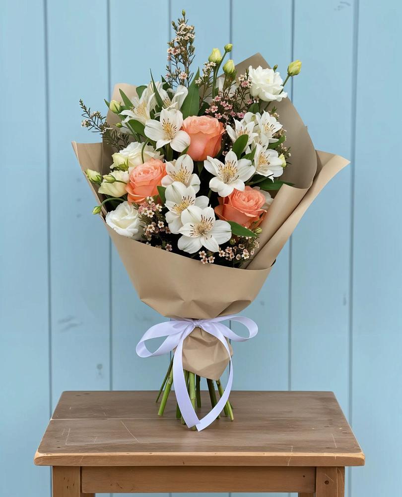 Букет цветов из: Альстромерии, Лизиантусы, Розы и Хризантемы в Спасс