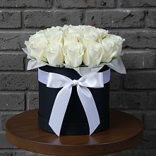 Цветочная композиция из Розы в шляпной коробке #REPLACE_PRED# Спасс